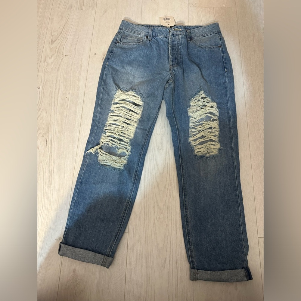 New Wonderly distress jeans